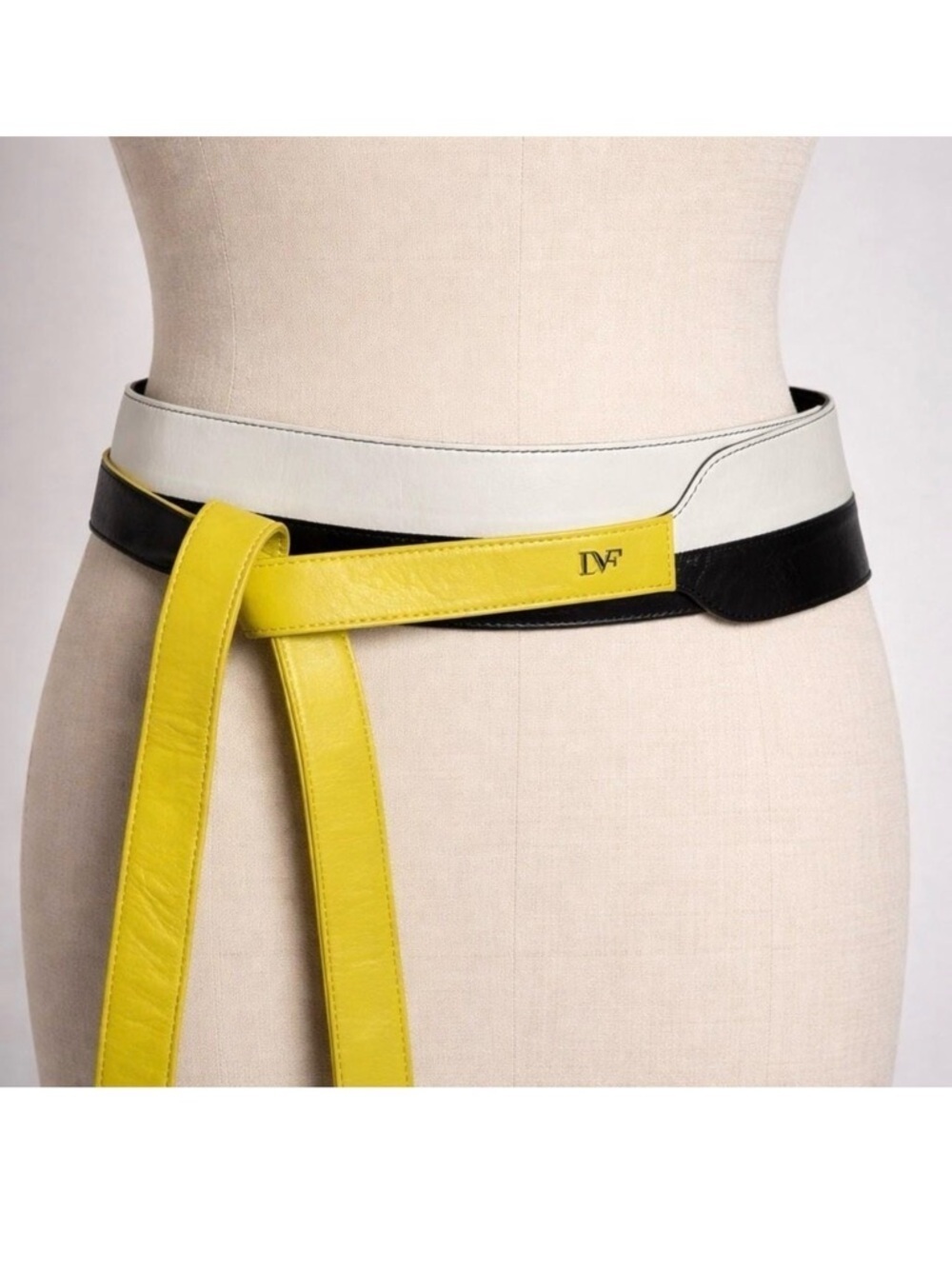 Vintage Diane Von Furstenberg Leather Wrap Belt Women Size small Colorblock